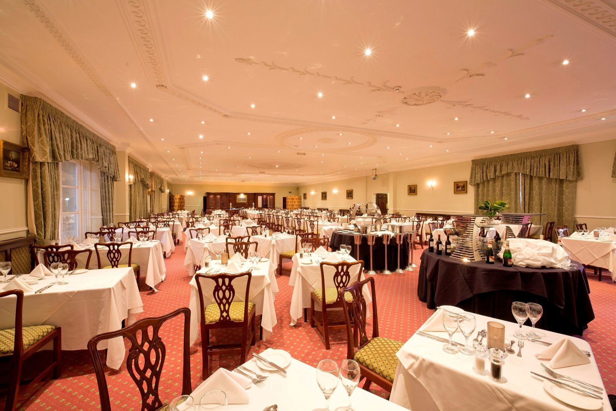 Whittlebury Hall And Spa Restoran foto