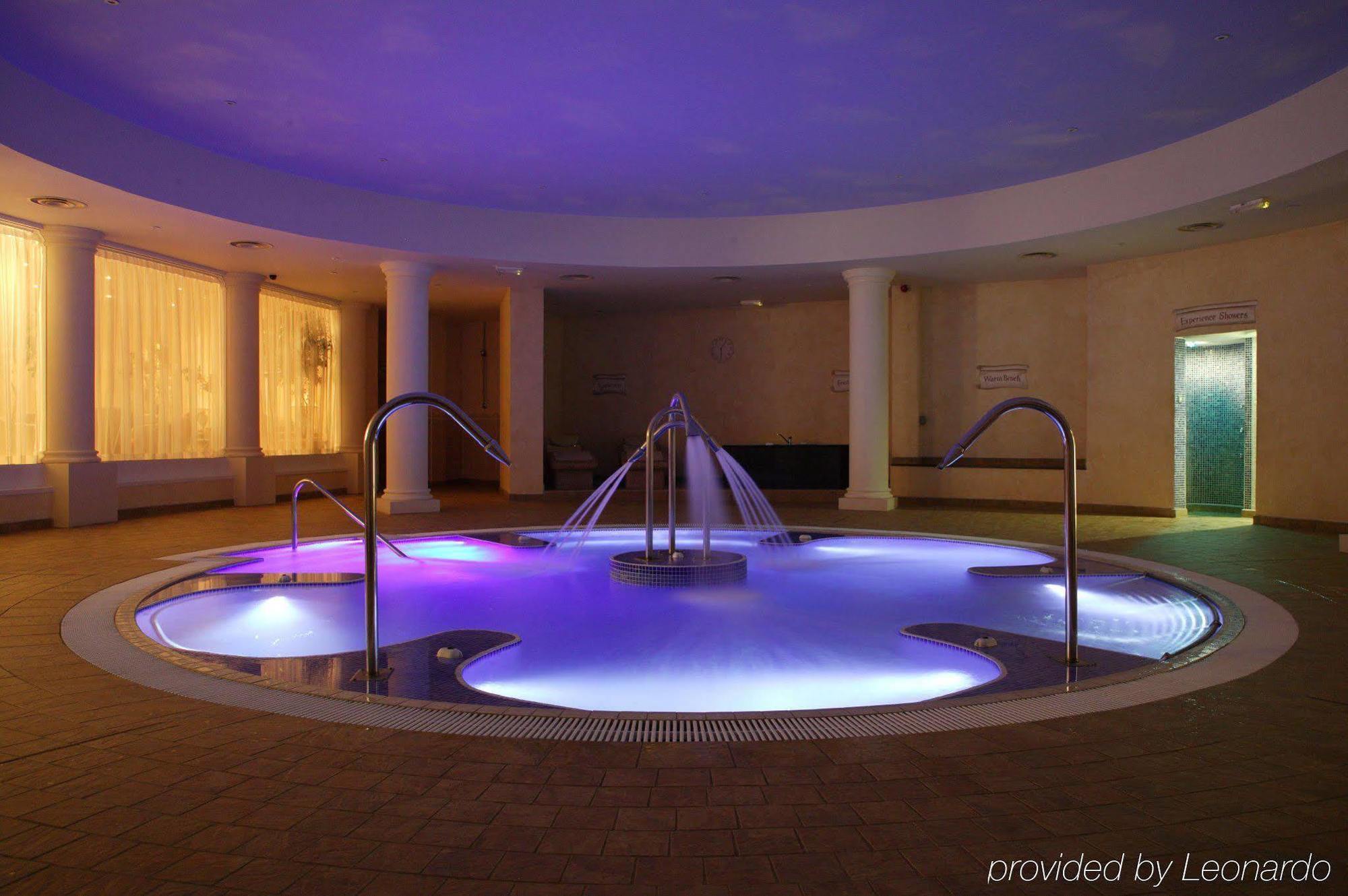 Whittlebury Hall And Spa Bagian luar foto