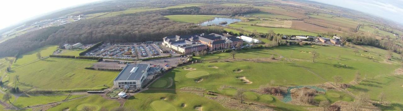 Whittlebury Hall And Spa Bagian luar foto